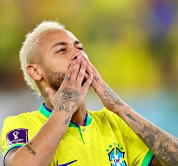 内马尔被巴西足协边缘化，年轻化路线成主流