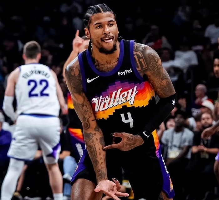 太阳双星闪耀力克独行侠锁定西部第七