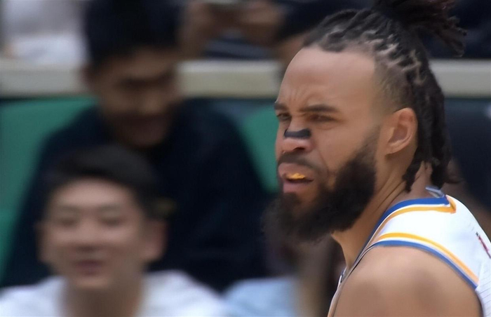 北京队外援表现分化暴露更衣室矛盾